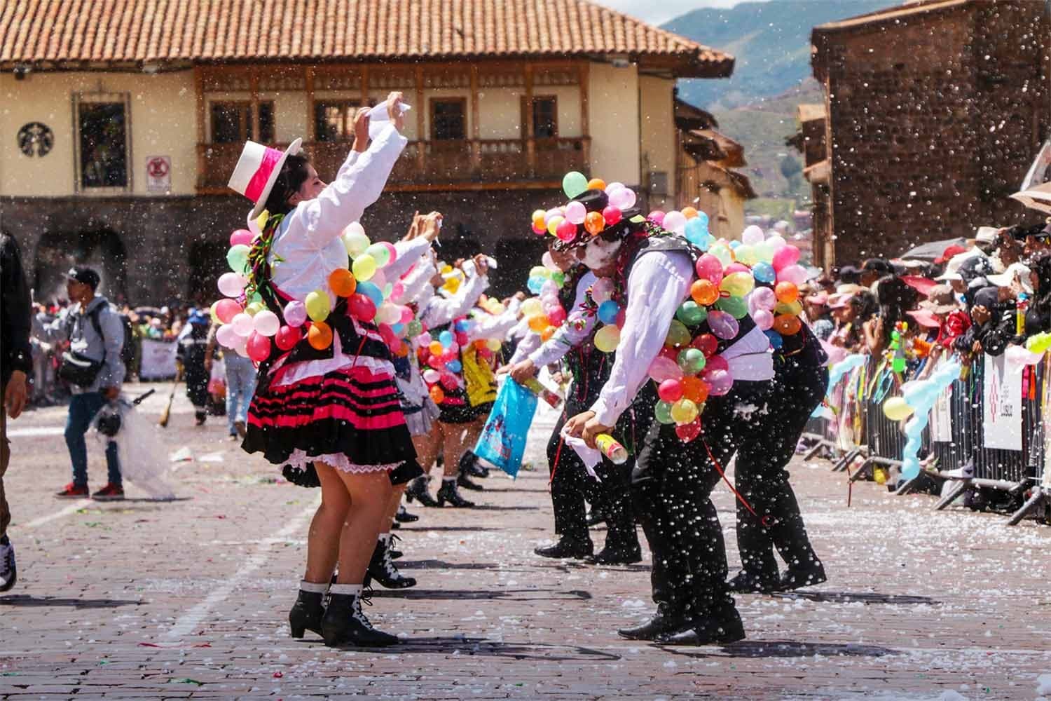 Más de 100 mil turistas serán parte del carnaval cusqueño