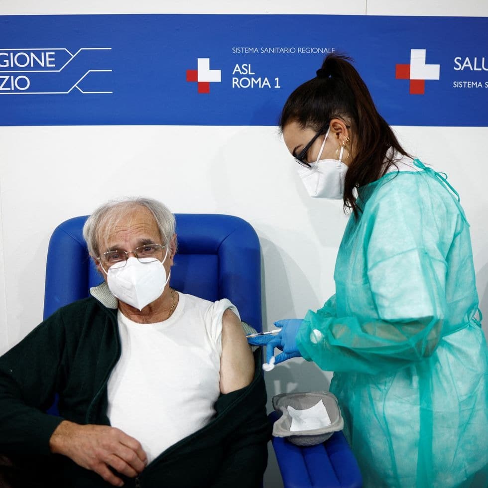 Italia aplicará cuarta dosis a pacientes inmunodeprimidos