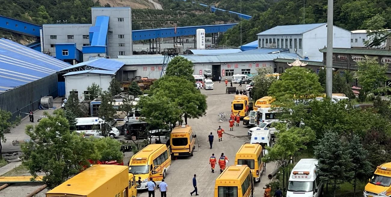 Explosión en mina de carbón deja al menos 82 muertos en China
