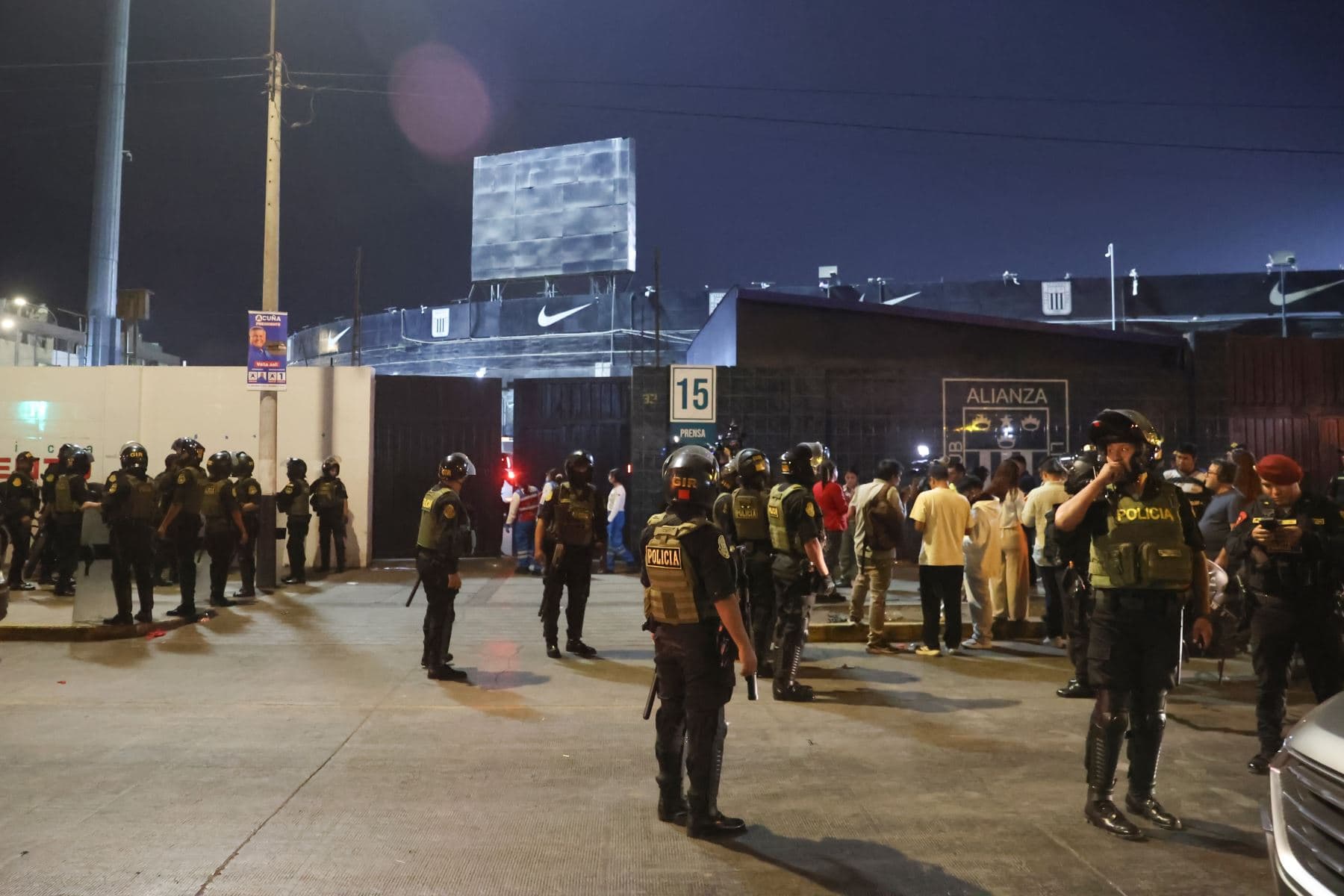 Clausuran estadio Matute tras tragedia en banderazo de Alianza Lima