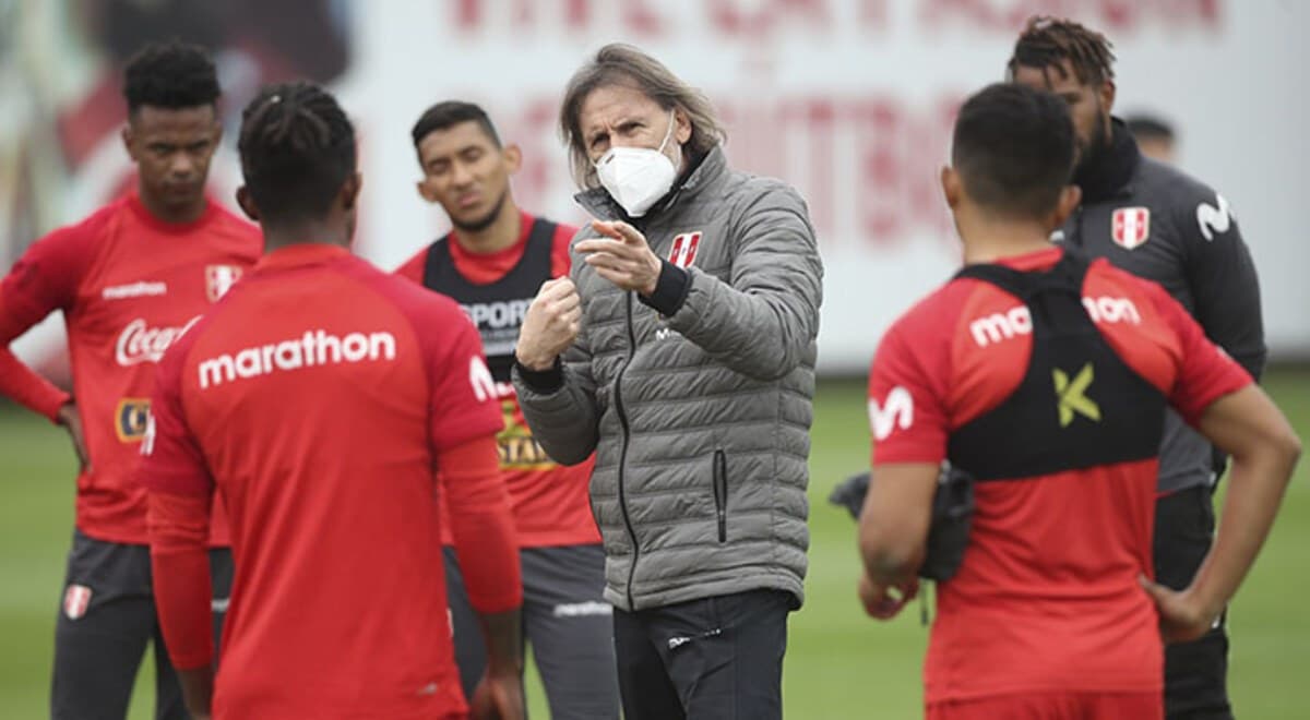 Minsa suspende vacunación a jugadores de la selección peruana