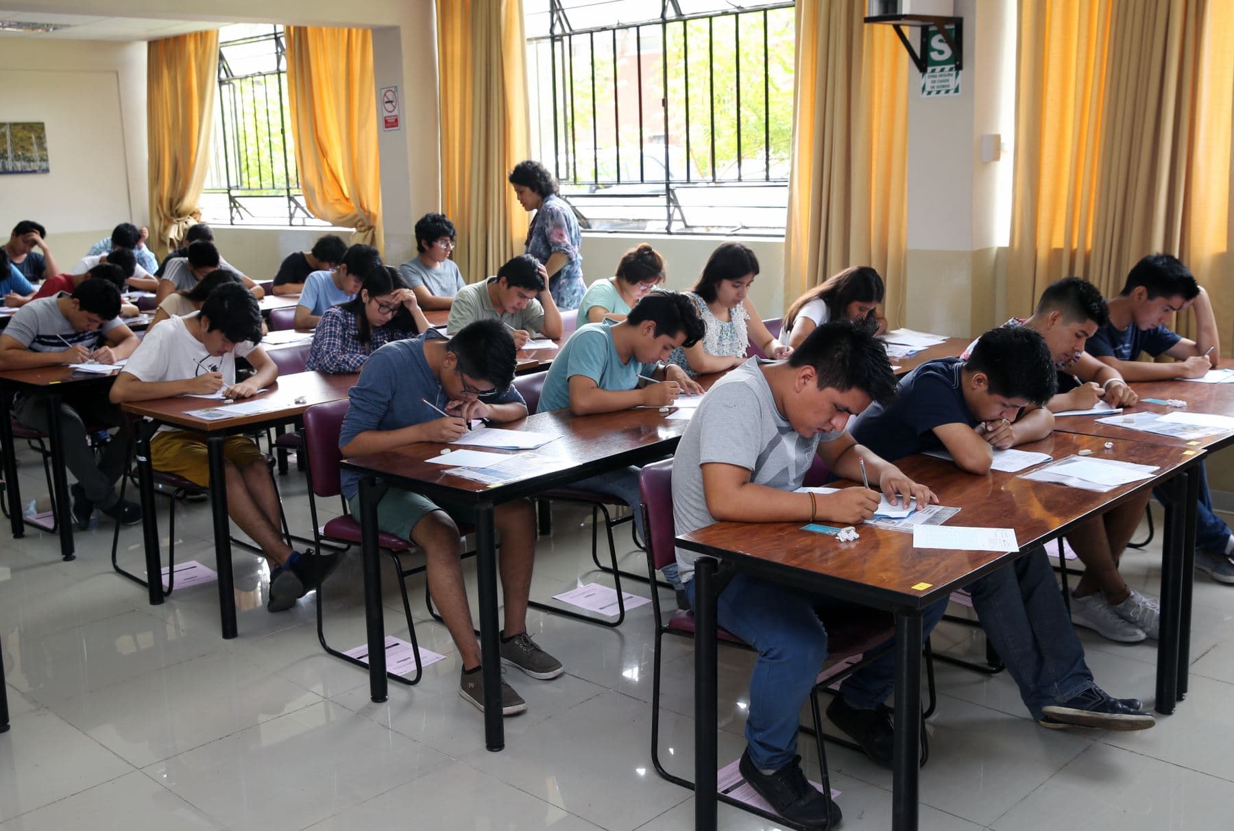 Sunedu respalda crear un registro nacional de docentes agresores