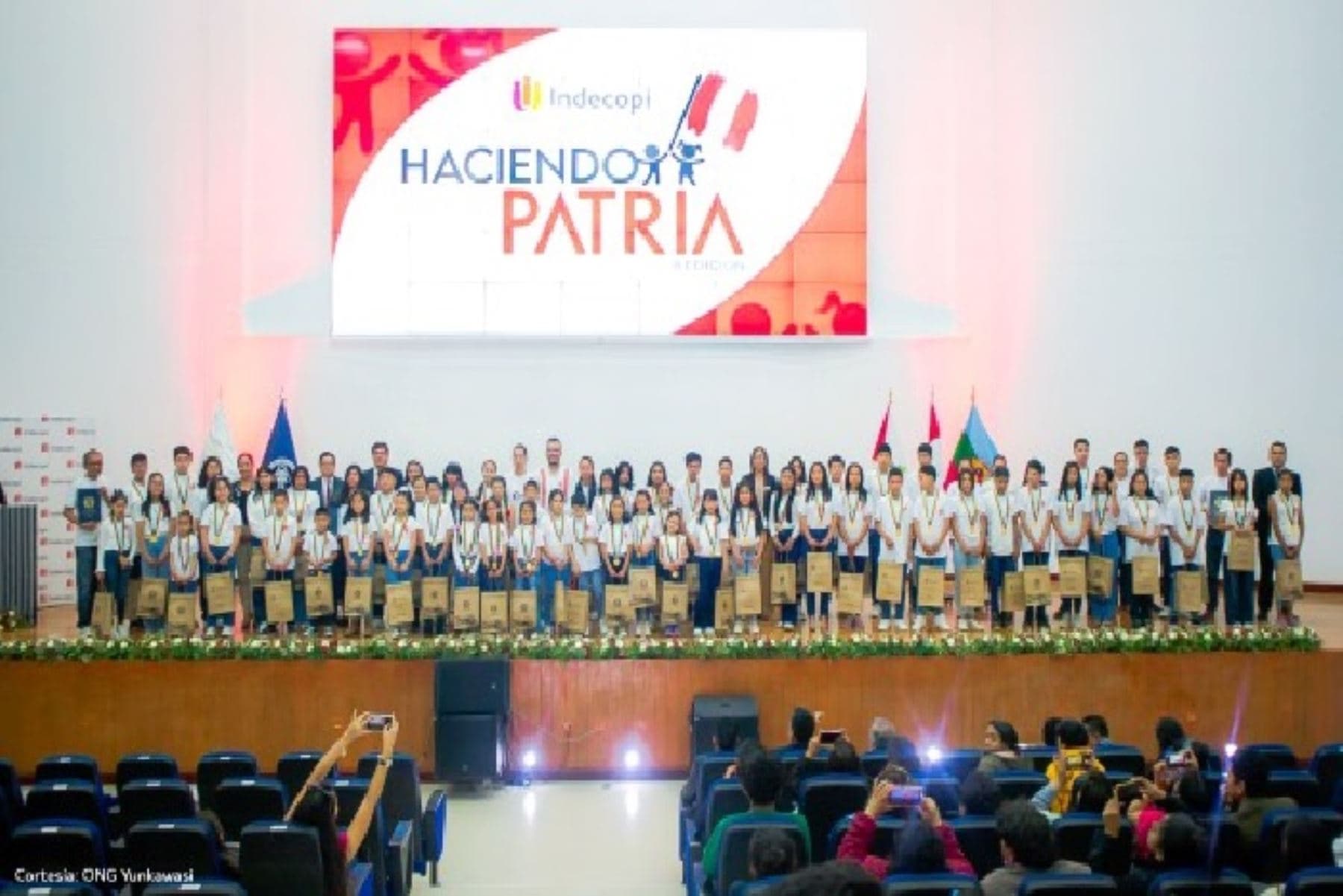 Reconocen a 70 escolares de Amazonas