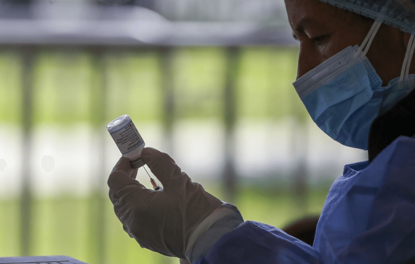 Seis millones de personas no tienen la tercera dosis