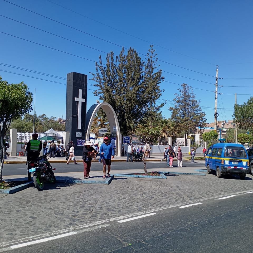 Cerrarán vías aledañas al cementerio general La Apacheta