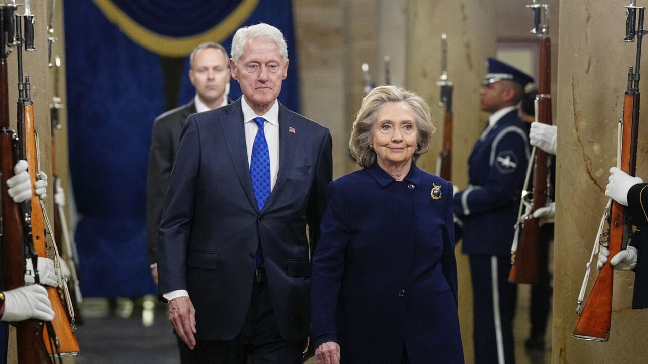 Expresidente Bill Clinton declarará ante el Congreso por caso Epstein