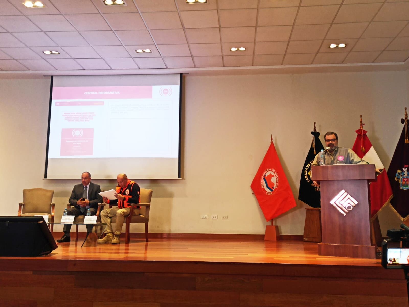 Coordinan con el empresariado la entrega de ayuda humanitaria
