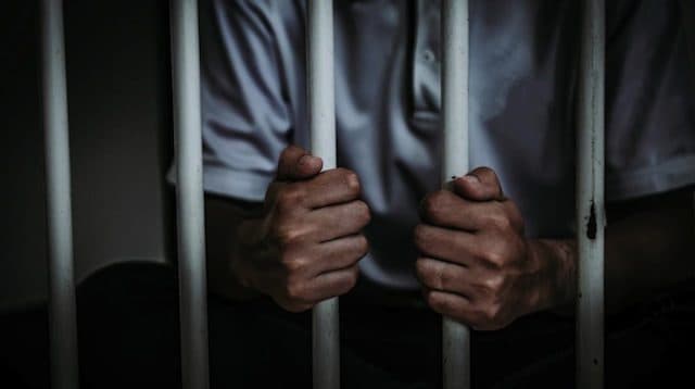 Sentencian a sujeto que abusó de menor