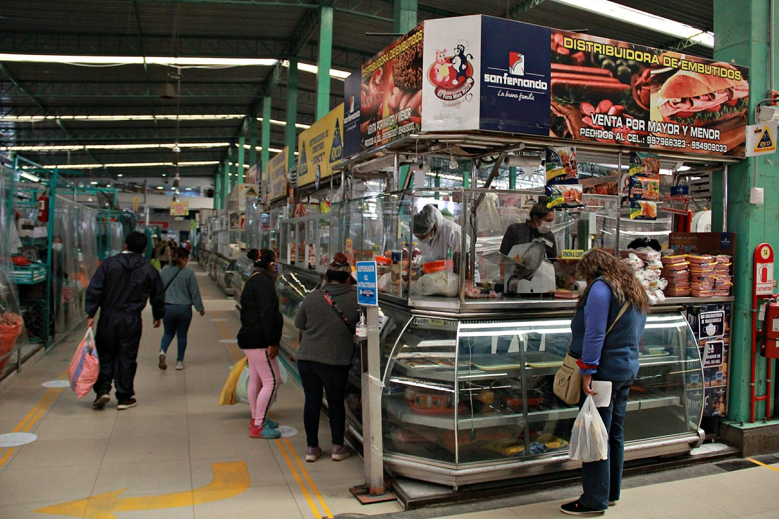 Mercados locales esperan abastecimiento de productos