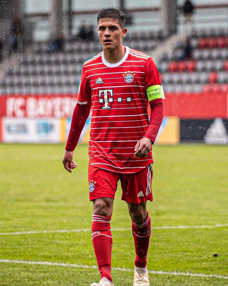 Jugador del Bayern Múnich en la mira de Fossati