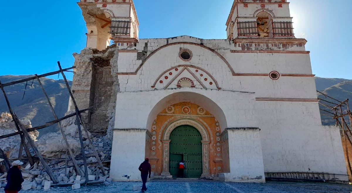 Once templos de Caylloma deben ser restaurados en su totalidad por riesgo de colapso