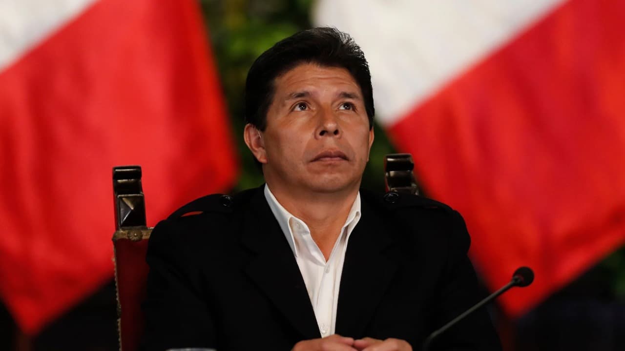 Congreso debatirá hoy admisión de moción de vacancia contra Castillo