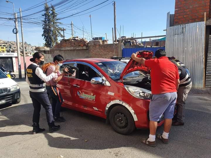 Caen Los Buitres de Paucarpata en un bar y con un auto robado