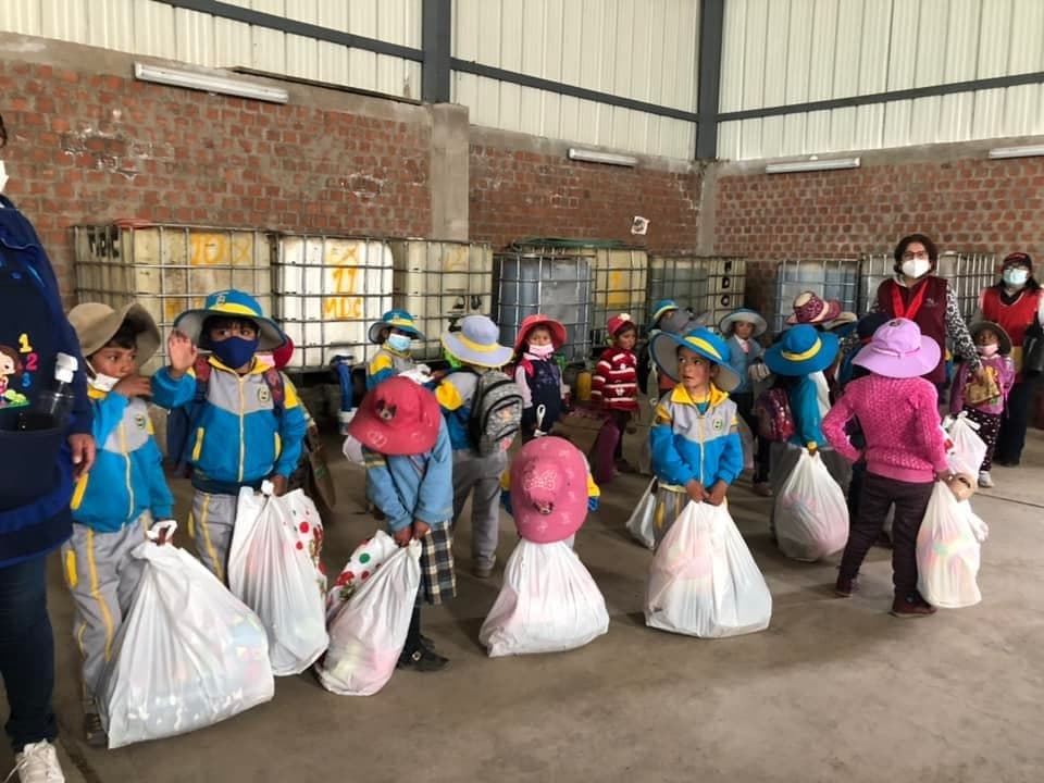Corte Superior de Justicia llevó regalos a niños de Condesuyos