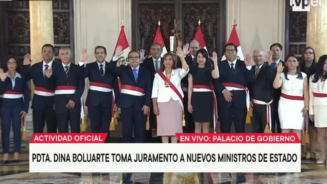 Nuevo Gabinete: Dina Boluarte tomó juramento del Consejo de Ministros