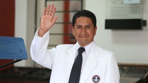 Cerrón solicitó S/. 99 mil soles a EsSalud por despido arbitrario