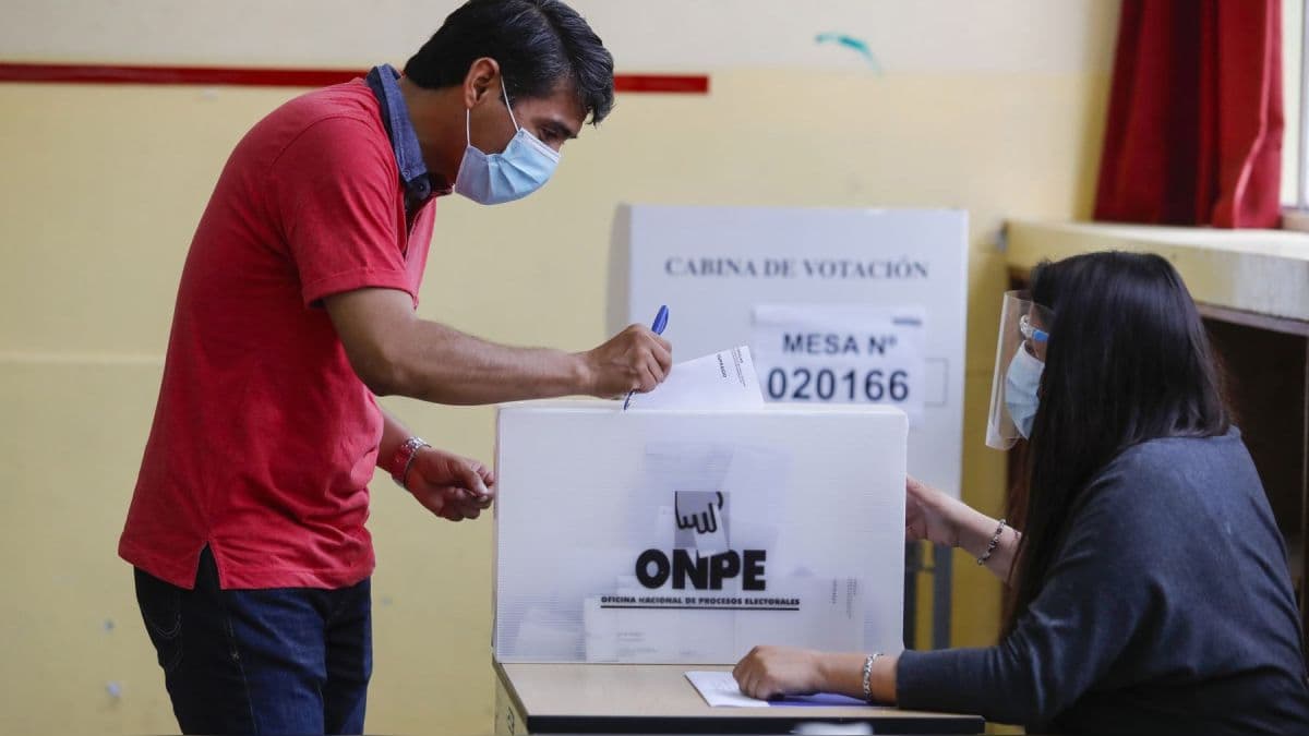 “Urgen elecciones para salir de Boluarte y el Congreso”