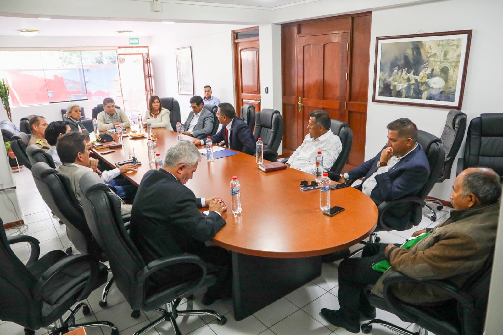 Alcaldes acuerdan reunirse con Rohel Sánchez y Dina Boluarte