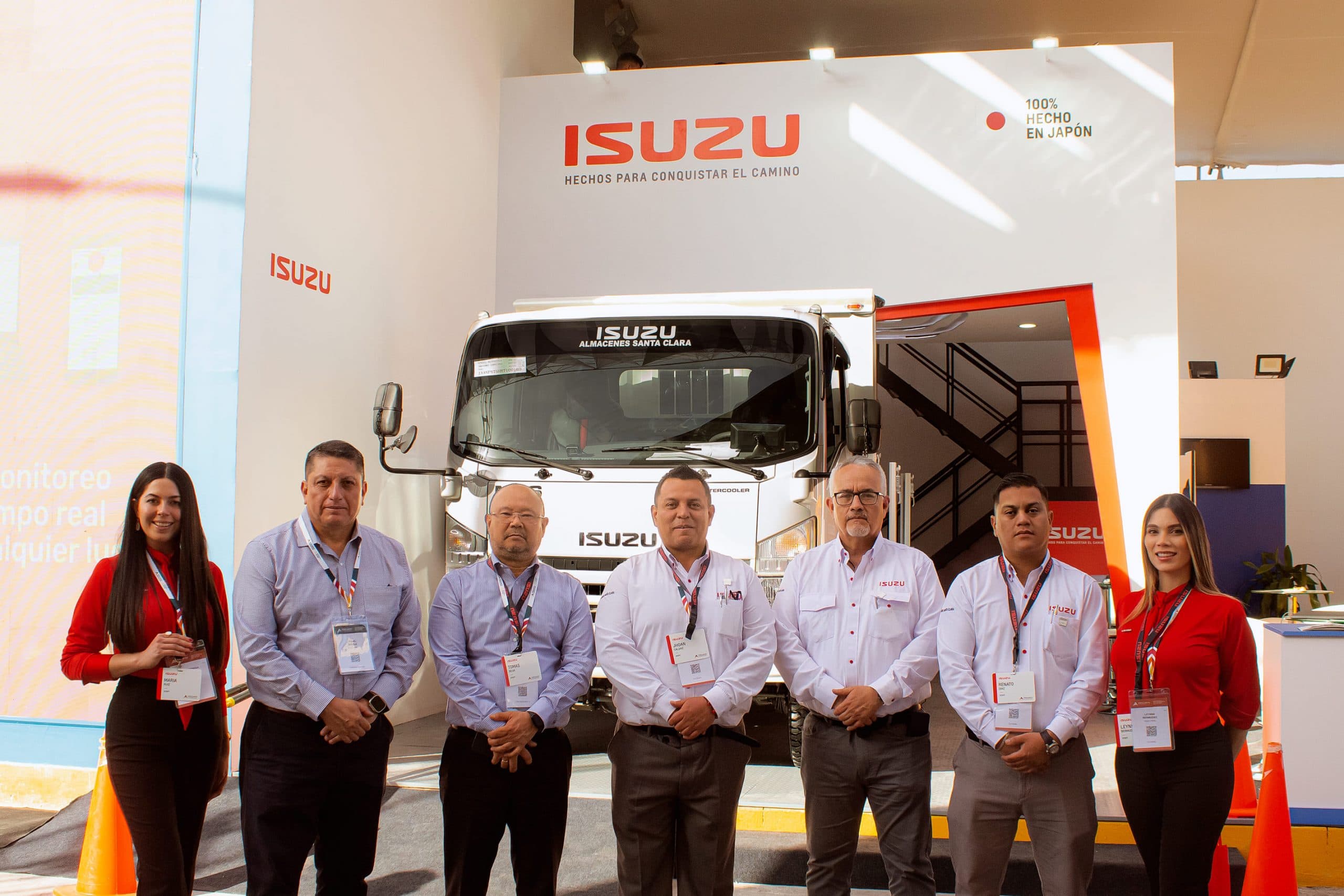 Isuzu presenta el primer camión minero NPS 4x4 en Perumin 36