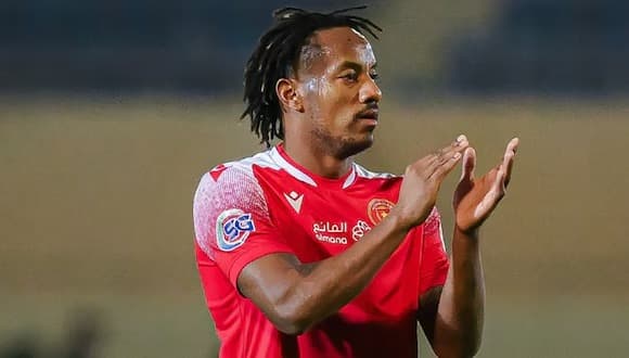 André Carrillo quedó descartado de Al-Qadisiyah y busca equipo
