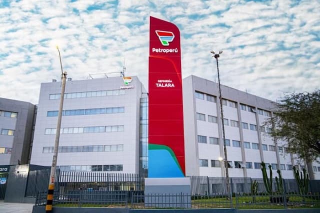 Petroperú reducirá 954 puestos de trabajo de manera gradual