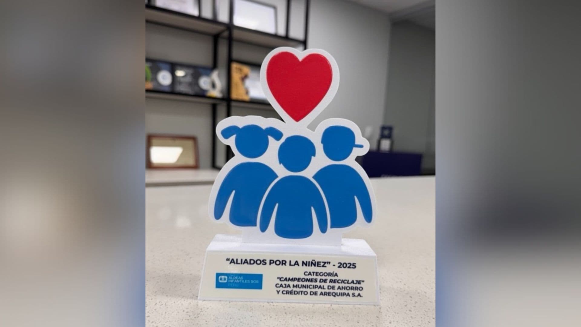Caja Arequipa fue reconocida como “Campeón del Reciclaje”