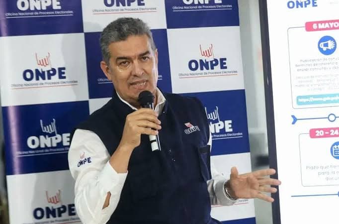 ONPE abre proceso disciplinario contra saliente secretario general
