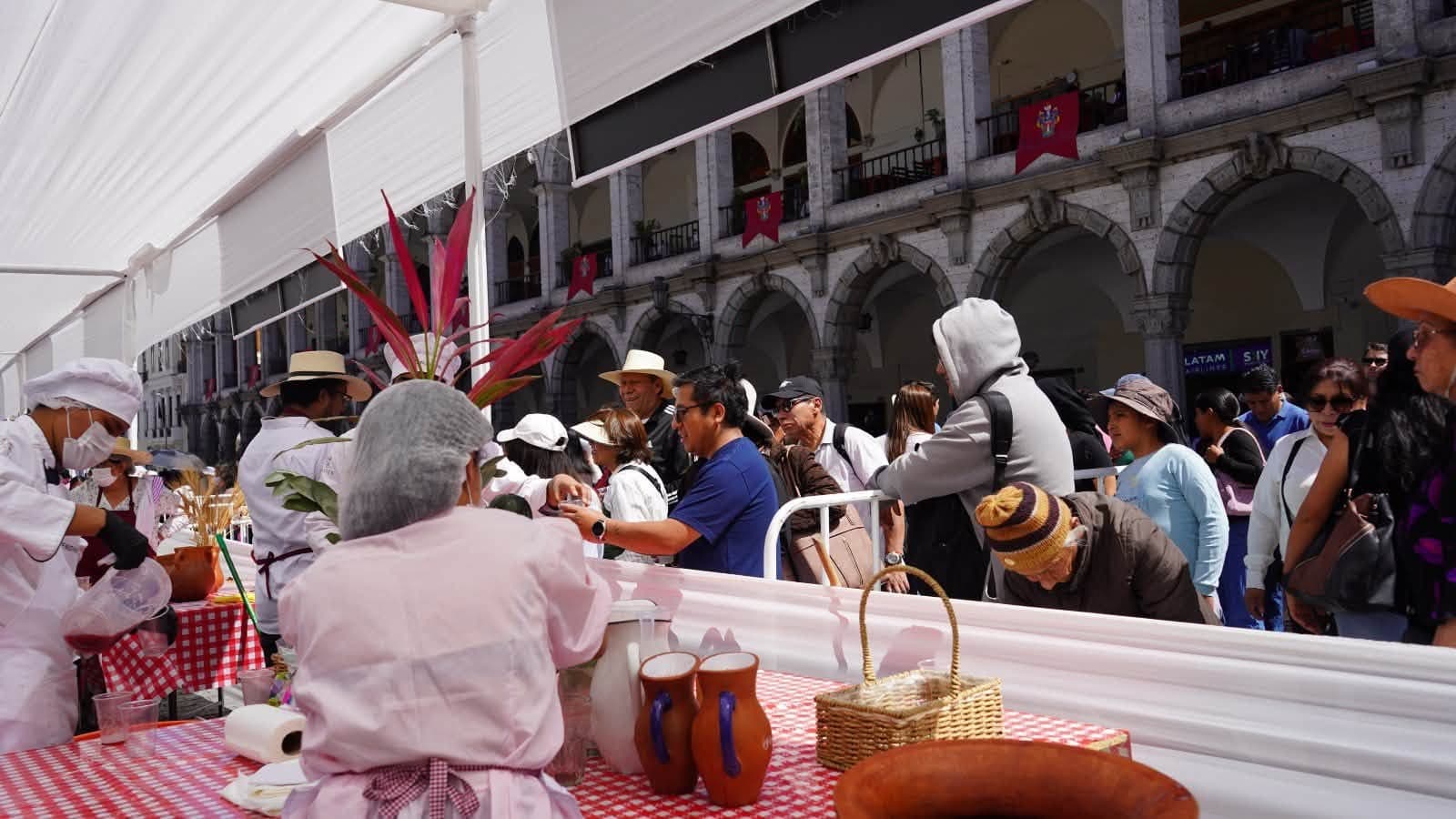 Picanterías repartieron más de 5,000 vasos de chicha