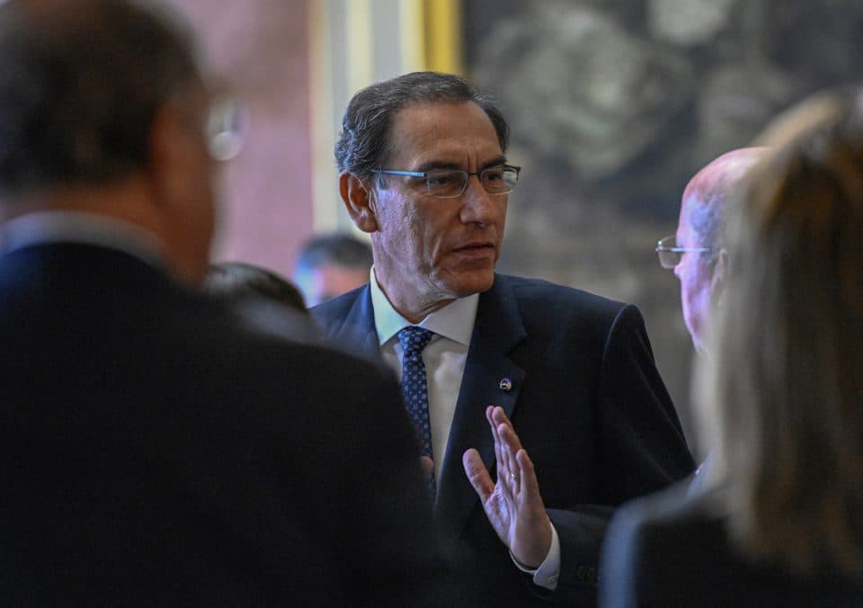 JEE ordena exclusión de Martín Vizcarra en sondeos electorales