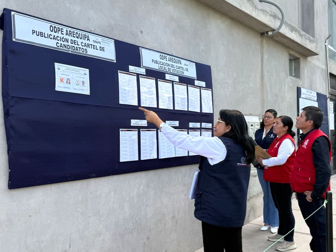 Publican cartel de candidatos y locales de votación en Arequipa