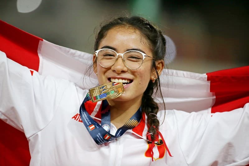 Cayetana Chirinos es campeona Iberoamericana Sub-18