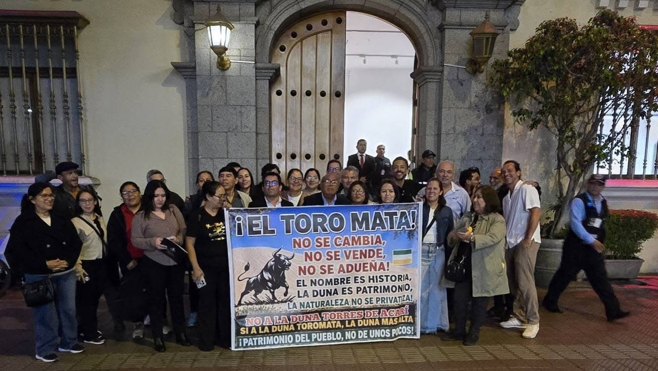 Cambio de nombre de las dunas de Toro Mata genera controversia