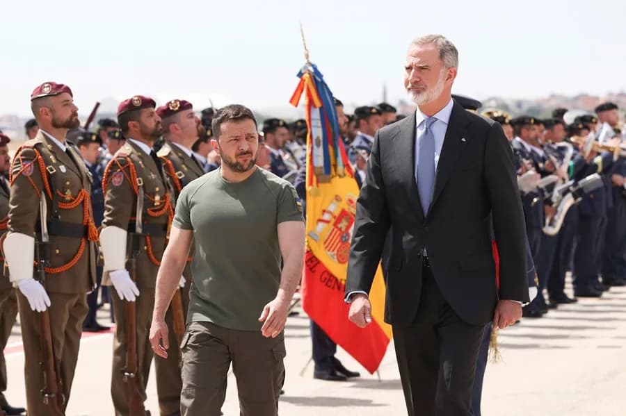 España firma acuerdo para dar a Ucrania 1.000 millones de euros