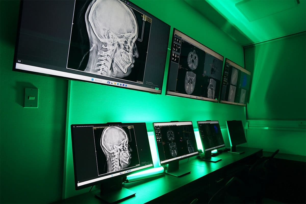 UCSM inaugura moderna sala de radiología odontológica