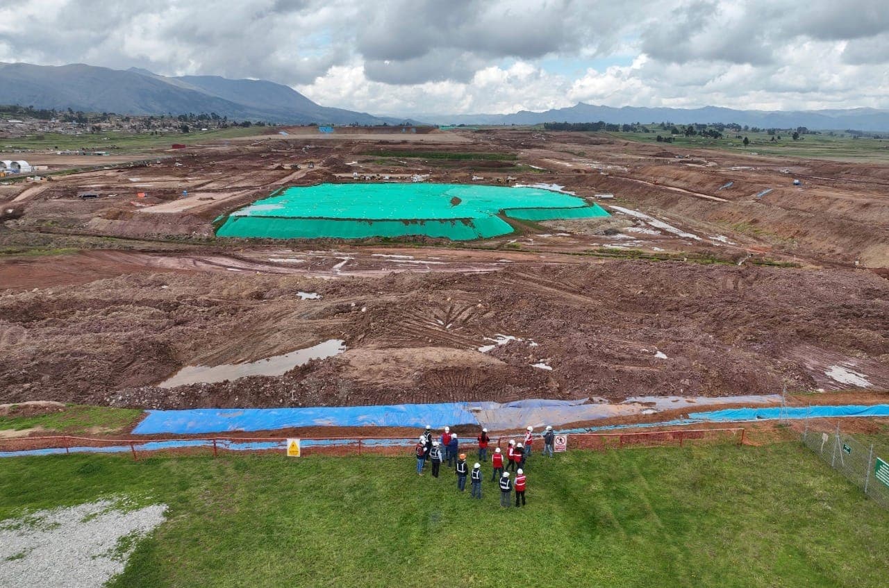 Trabajos en nuevo aeropuerto de Chinchero registra retrasos