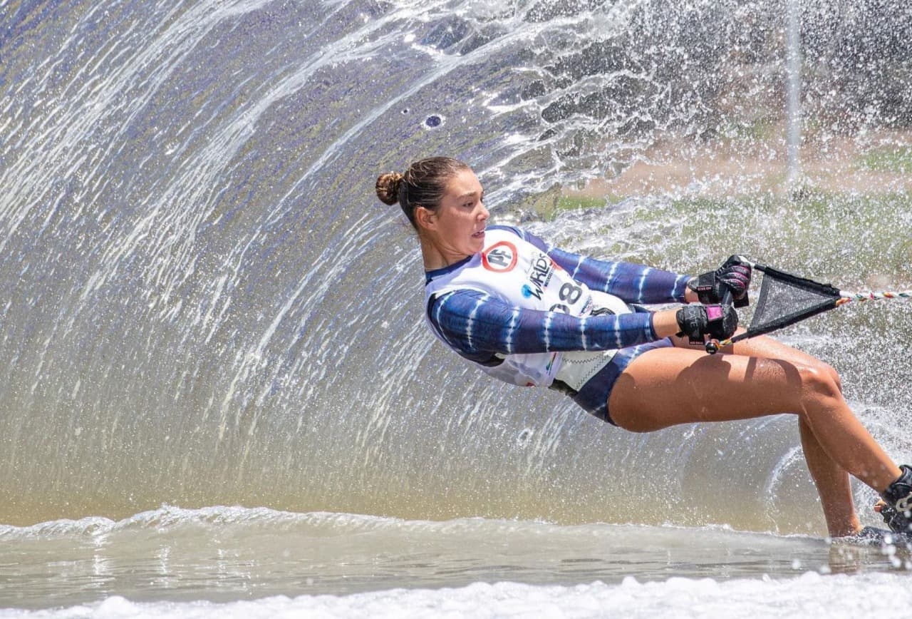 Peruana ganó la medalla de bronce en Mundial de Esquí Acuático