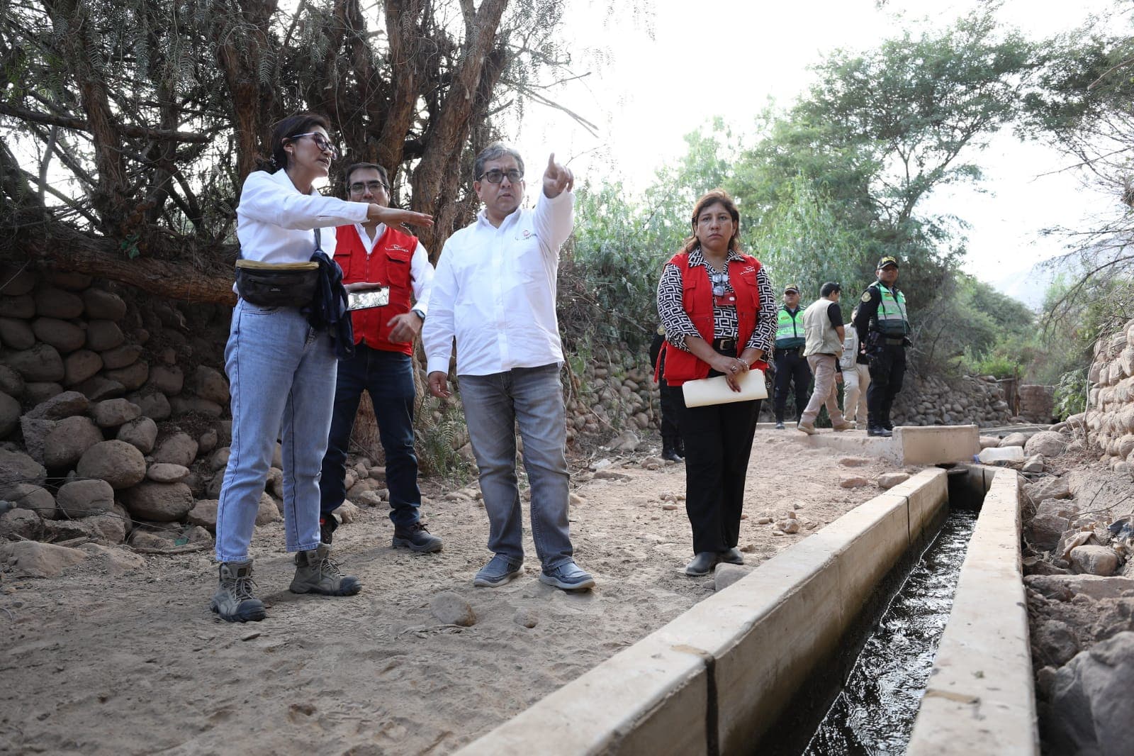 Contraloría vigilará trabajos en canal de agua en Caravelí
