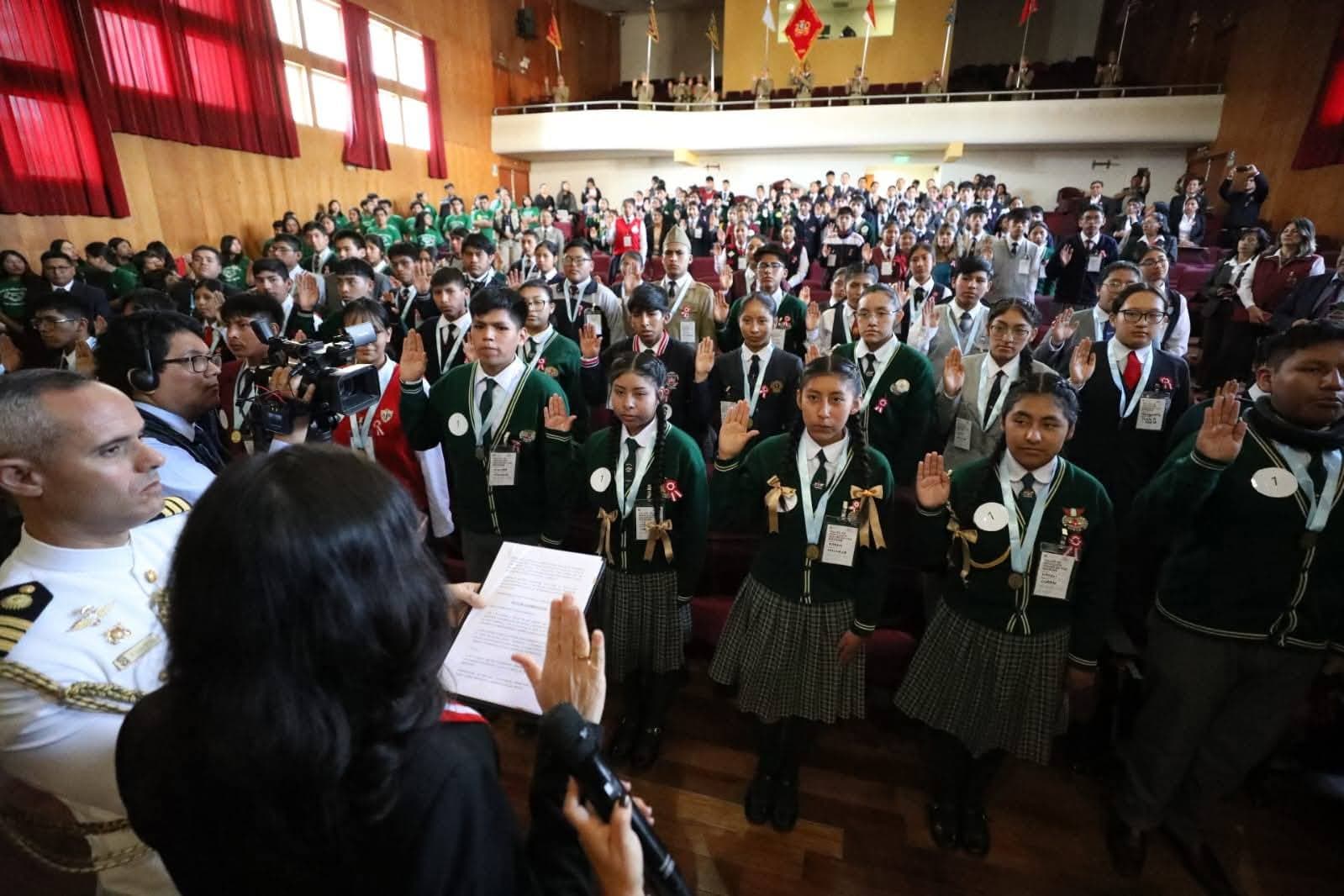 Más de 90 escolares juramentaron como jueces de paz