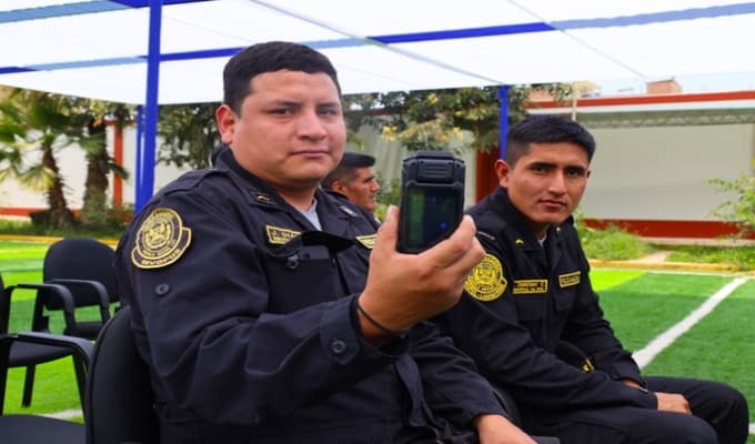 Proponen que policías usen cámaras en intervenciones