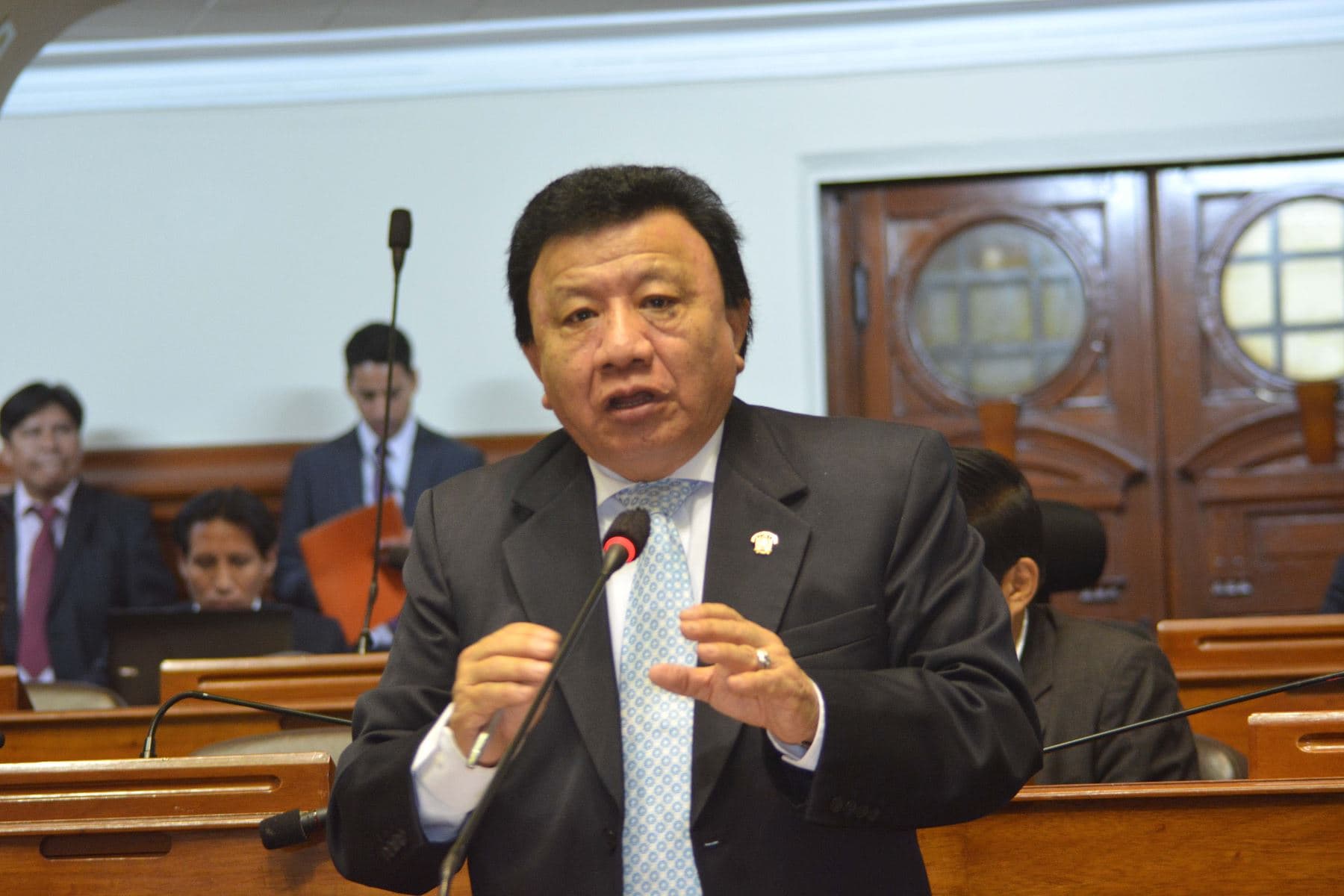 Podemos Perú buscará presidir Comisión de Defensa al Consumidor en el próximo Congreso