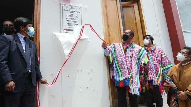 Ministro Silva abrió el primer Centro de Acceso Digital en Cusco