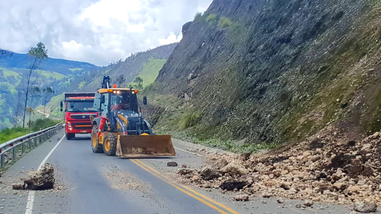 Ciudadanos no pierden derechos a pesar de inclemencias del clima