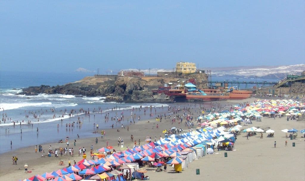 Cinco playas de Camaná e Islay no son saludables para bañistas