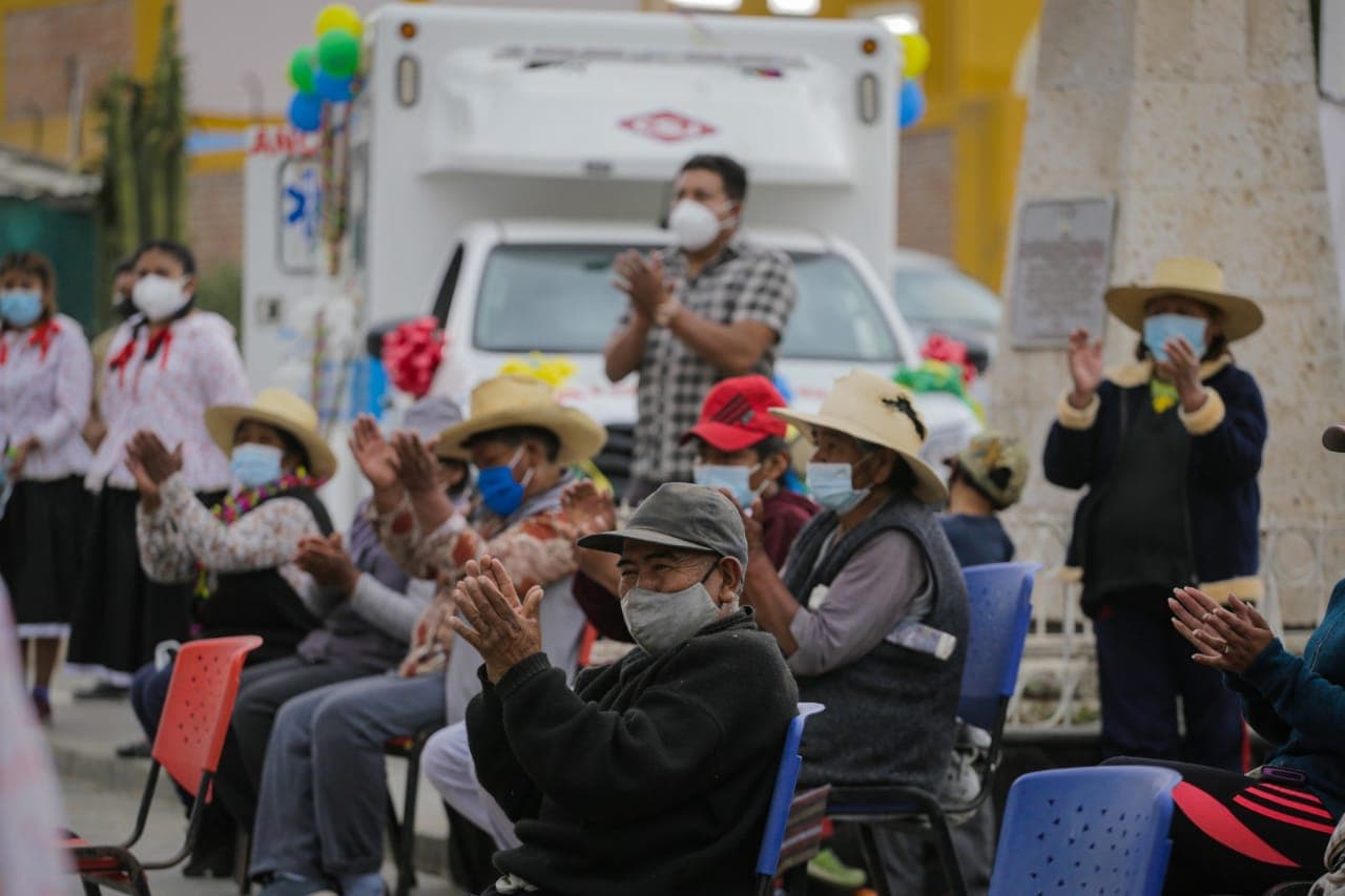 Llica suspende actividades tras fallecimiento de funcionario