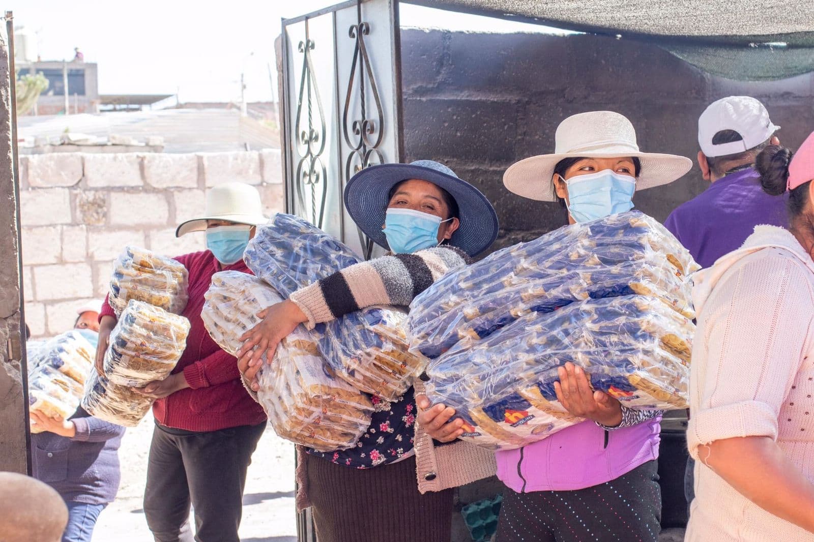Ayudarán a 15 ollas comunes