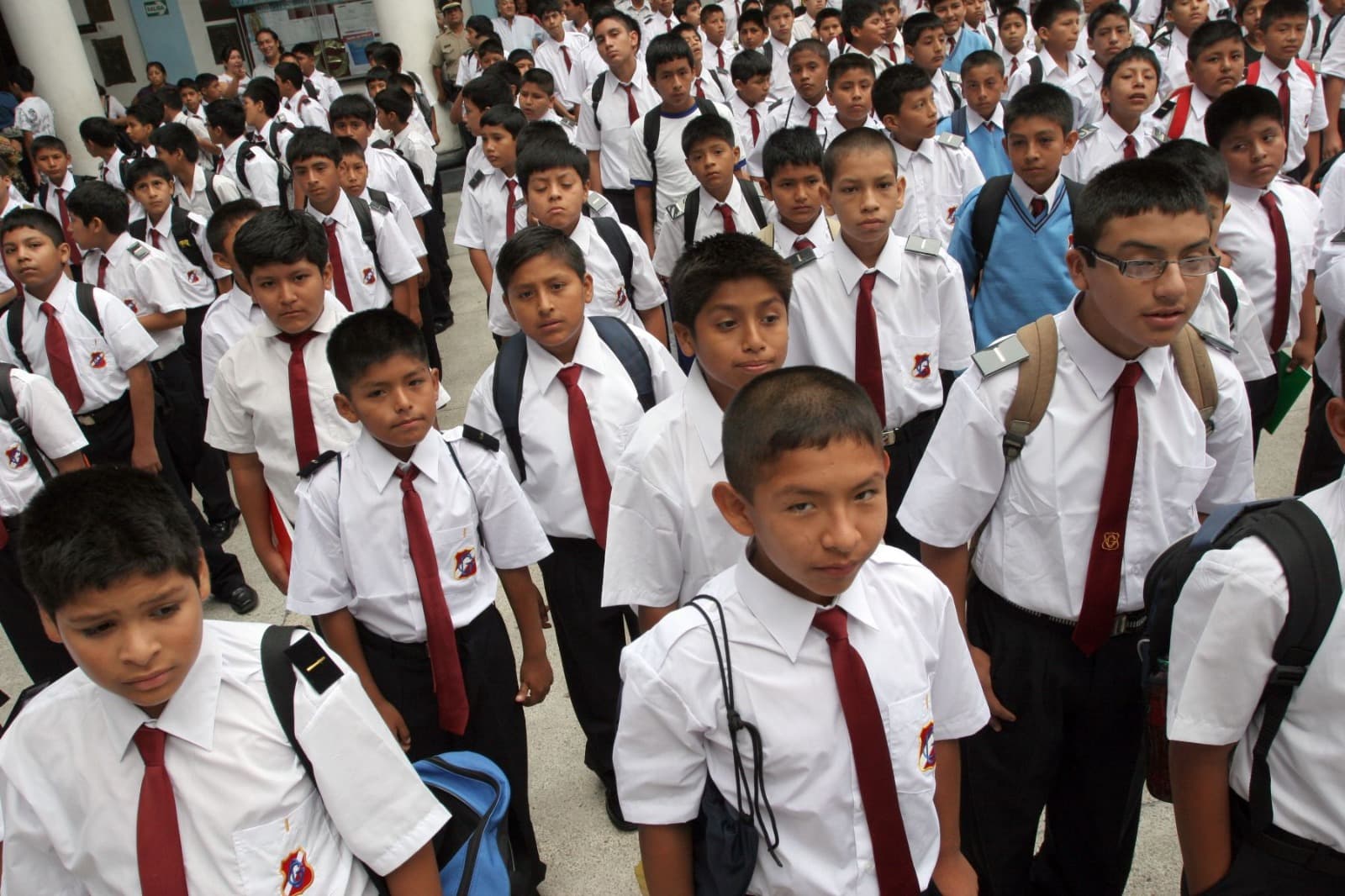 PNP distribuirá policías a los colegios ante inicio de clases