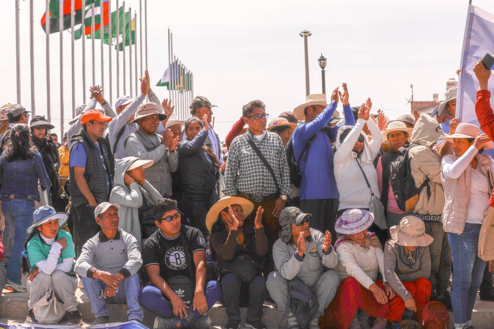 Entregan acuerdo municipal para sanear pueblos en 4 distritos