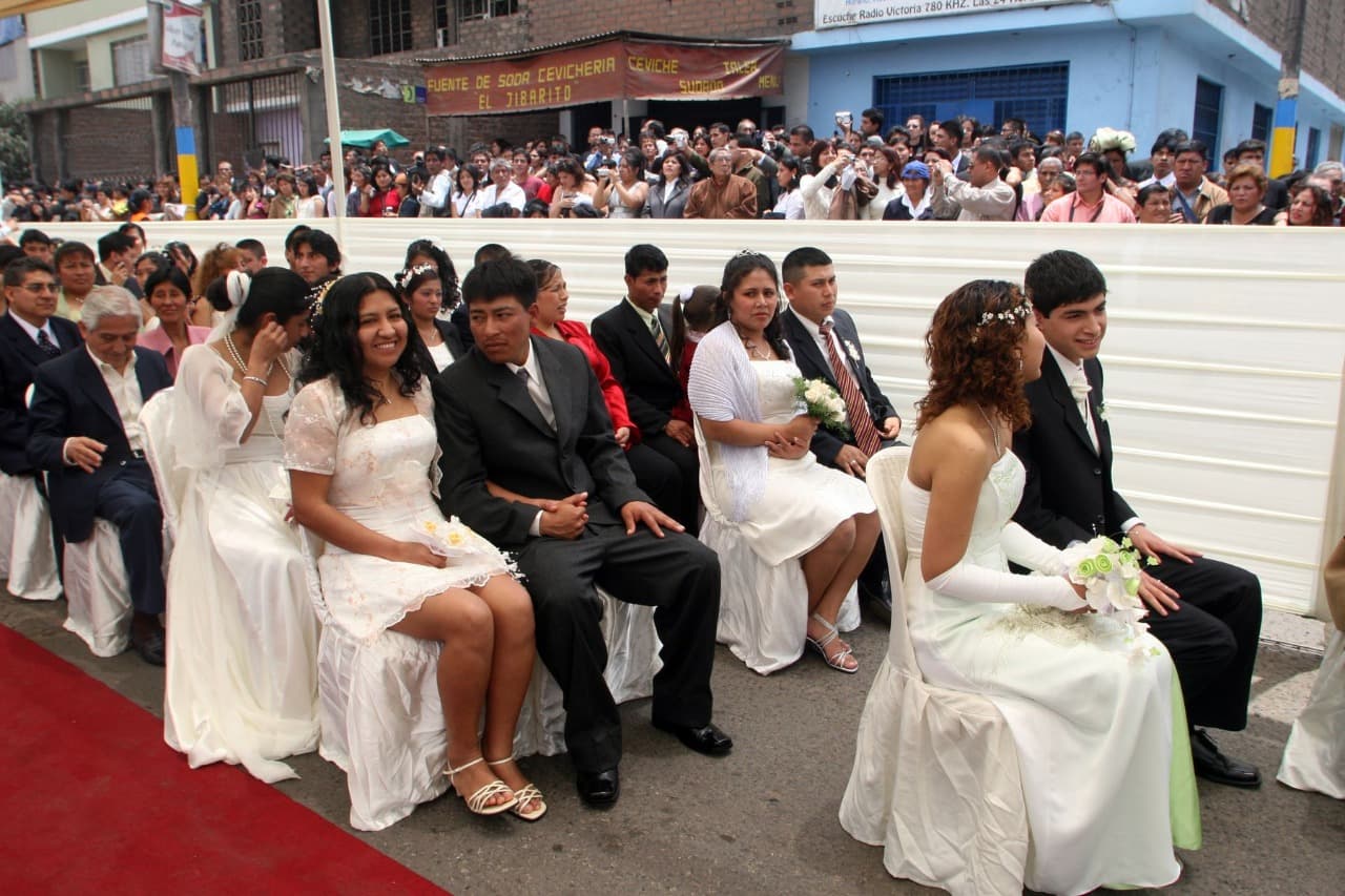 El estado de emergencia no prohíbe la realización de eventos y fiestas