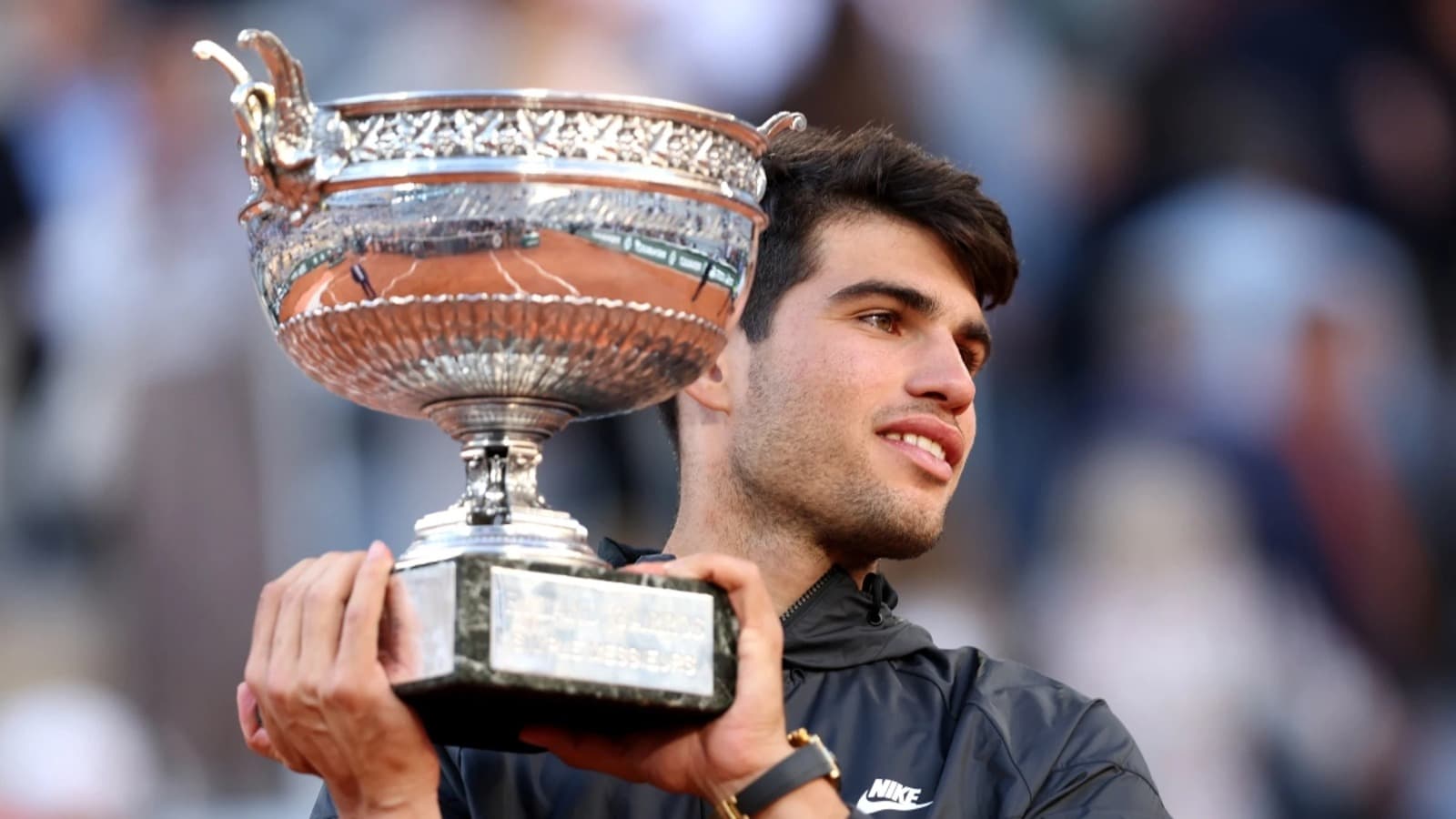 Carlos Alcaraz es campeón de Roland Garros