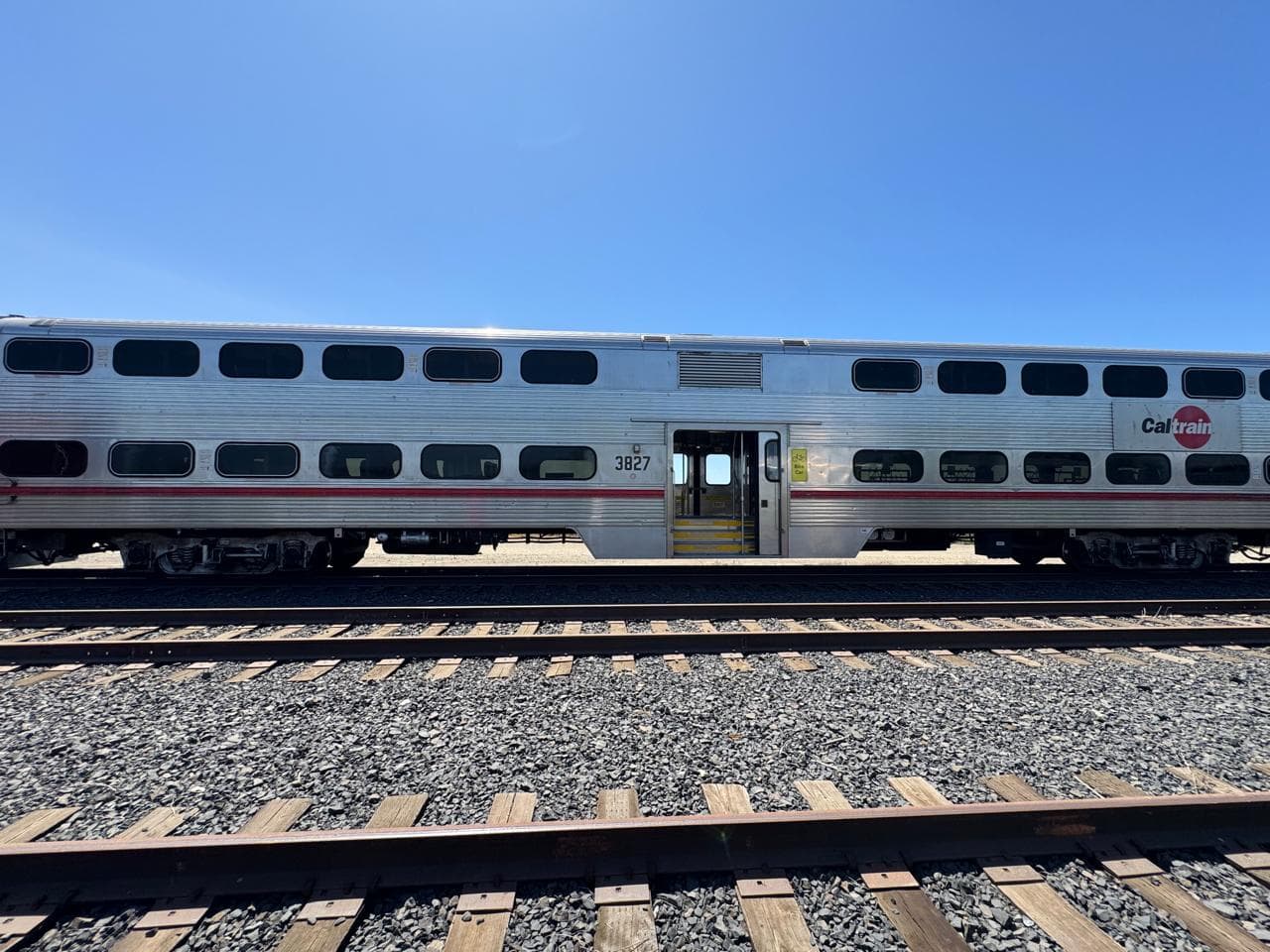 Municipalidad de Lima no entregó informe de donación de trenes